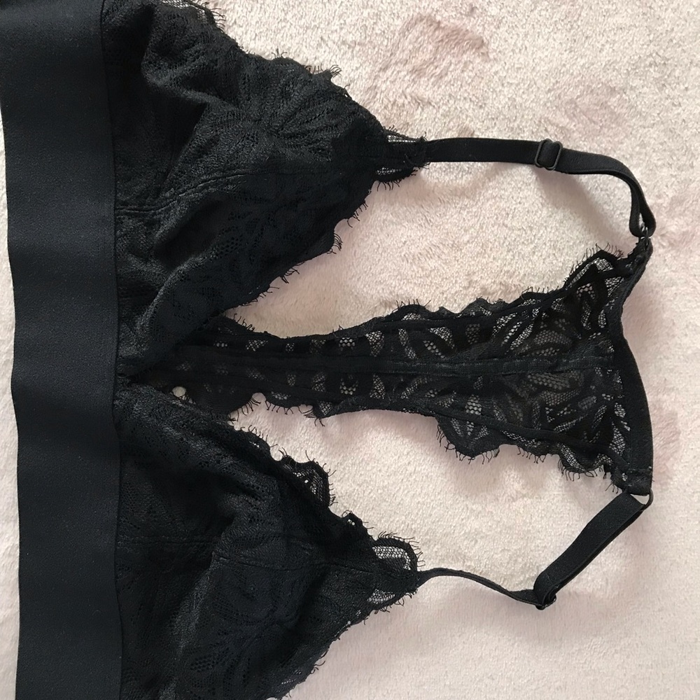 PINK- Victoria’s Secret halter bralette